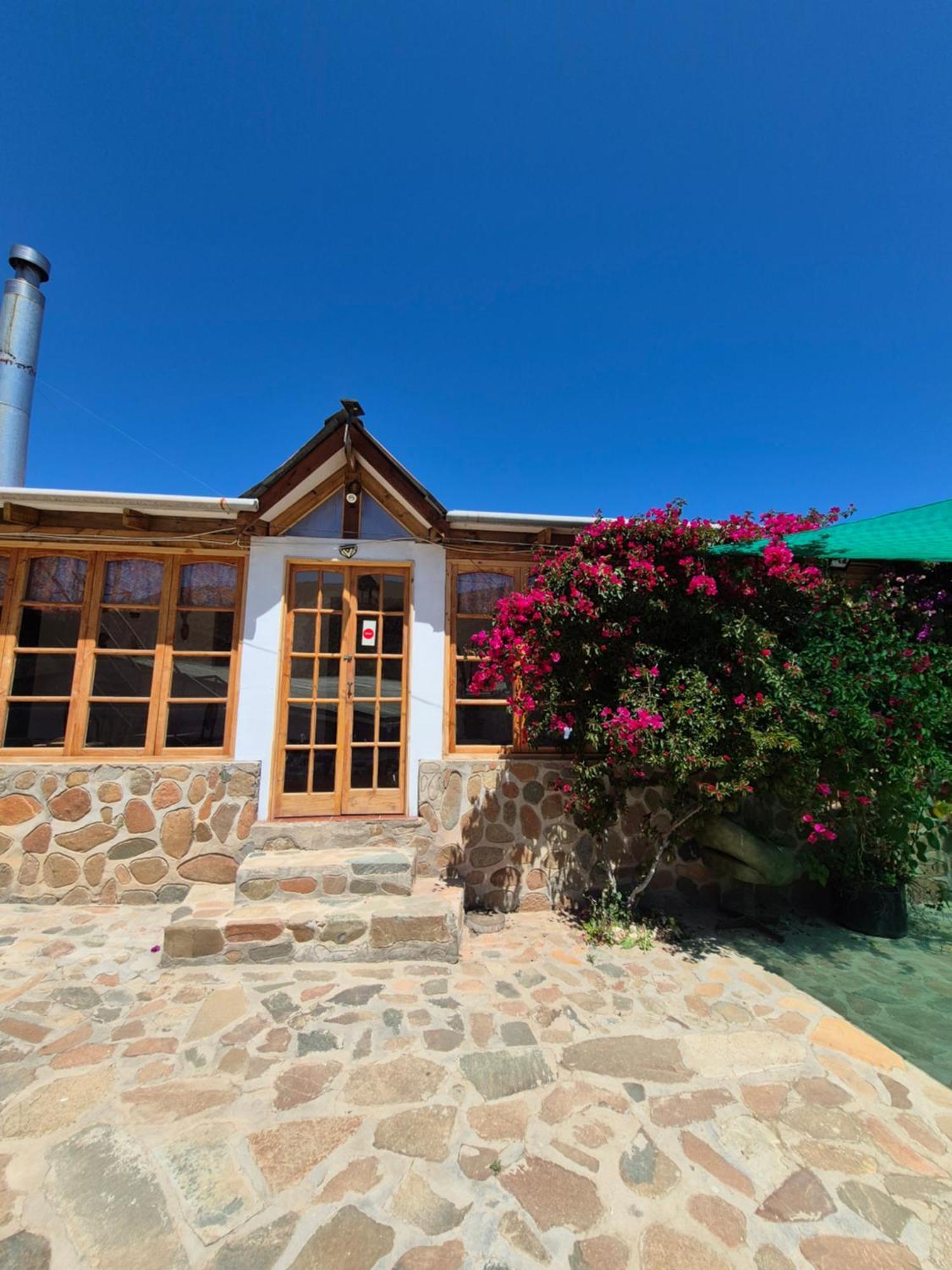Casa de hóspedes Almendros *